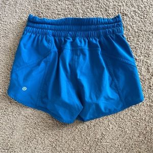 Lululemon low rise tracker short 3.5”